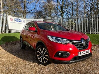 Flame red Used 2022 Renault Kadjar Equilibre SUV | £16,250 (Fair price)