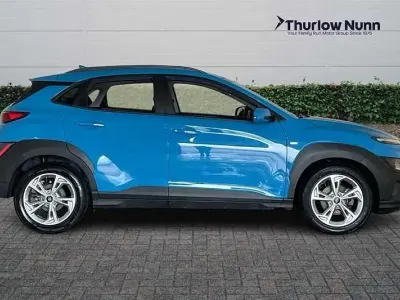 Gebraucht Hyundai Kona SE 120 PS (88 kW) 2023 Blau SUV
