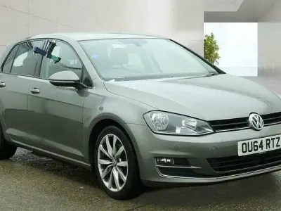 Usado VW Golf VII GT 150 HP (110 kW) 2014 Cinzento Citadino