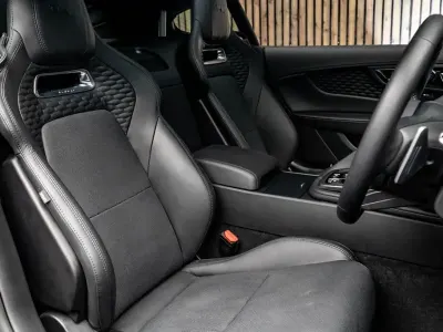 Usado Jaguar F-Type S 450 CV (330 kW) 2024 Negro Coupe
