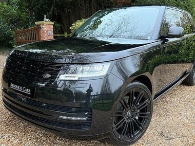 Used 2025 Land Rover Range Rover SE SUV | £74,949 (Good price)