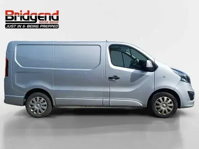 Used Vauxhall Vivaro Sportive 120 HP (88 kW) 2019 Silver MPV