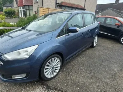 Begagnad Ford Grand C-Max Titanium 125 HK (91 kW) 2019 Minibuss