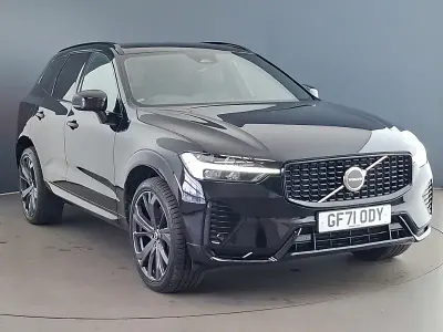 Used Volvo XC60 R-Design 197 HP (144 kW) 2021 Black SUV