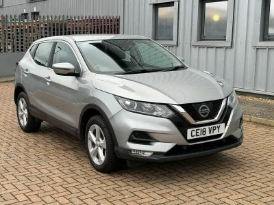 Used Nissan Qashqai Acenta 115 HP (84 kW) 2018 Silver SUV