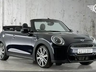 Usado Mini Cooper S Exclusive 176 CV (129 kW) 2024 Negro Utilitario