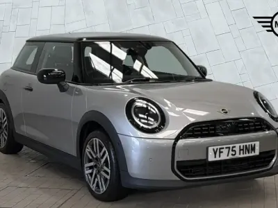 Used Mini Cooper Hatch 113 kW (154 HP) 2025 Silver Hatchback
