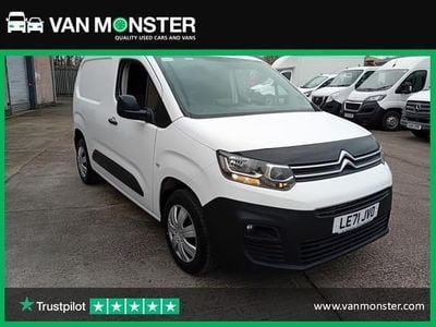 Used Citroën Berlingo 100 HP (73 kW) 2022 White MPV