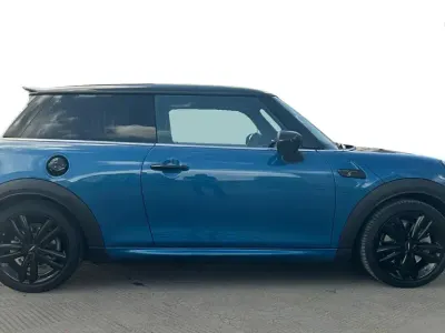 Used Mini Cooper S Premium 176 HP (129 kW) 2023 Blue Hatchback