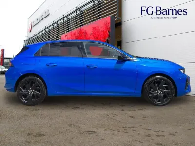Used Vauxhall Astra S 128 HP (94 kW) 2023 Blue Hatchback