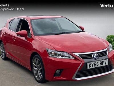 Lexus CT200h