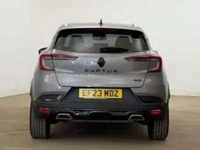Used Renault Captur Bose Edition 142 HP (104 kW) 2023 Grey/black  SUV