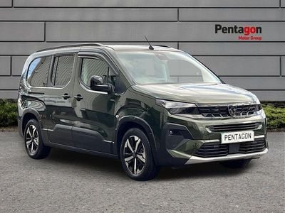 Used Peugeot e-Rifter GT 100 kW (136 HP) 2025 Green MPV