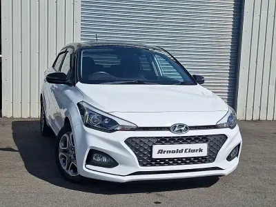 Used Hyundai i20 84 HP (61 kW) 2020 White Hatchback