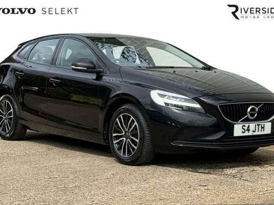 used Volvo V40 Momentum D2