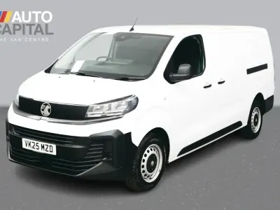 Used Vauxhall Vivaro 145 HP (106 kW) 2025 White MPV