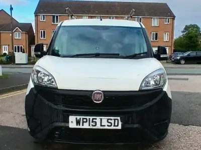 Used Fiat Doblò 90 HP (66 kW) 2015 White MPV