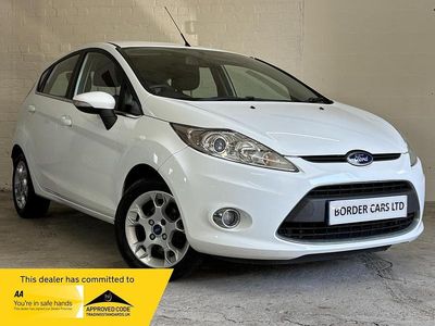 Usado Ford Fiesta Zetec 94 HP (69 kW) 2012 Branco Citadino