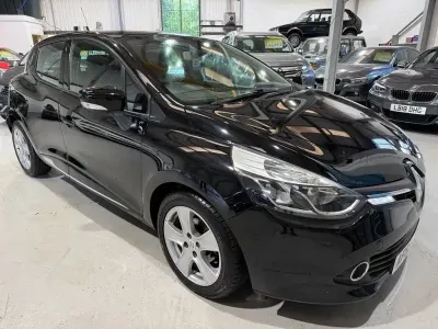 Używany Renault Clio IV Dynamique 90 KM (66 kW) 2013 Czarny Hatchback