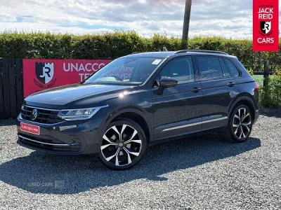 Używany VW Tiguan Life 150 KM (110 kW) 2021 Szary SUV
