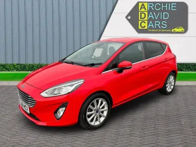 Używany Ford Fiesta Titanium 2019 Czerwony Hatchback