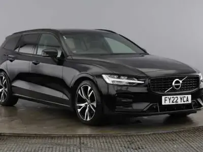 Used Volvo V60 R-Design 161 HP (118 kW) 2022 Estate