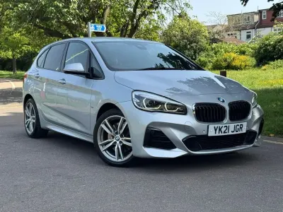 Begagnad BMW 225