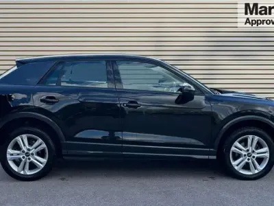 Begagnad Audi Q2 Sport 150 HK (110 kW) 2022 Svart SUV