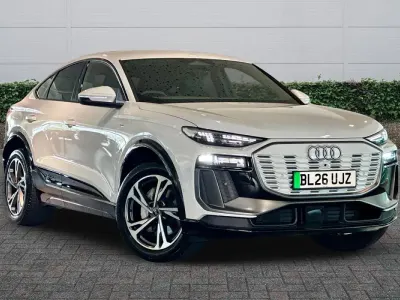 New Audi Q6 e-tron Sport 185 kW (252 HP) 2026 Glacier white metallic SUV