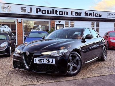 Black Used 2017 Alfa Romeo Giulia Veloce Sedan | £16,490 (Fair price)