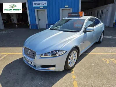 Second-hand Jaguar XF Premium Luxury 190 CP (139 kW) 2012 Albastru Berlinǎ
