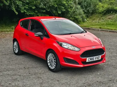 Used Ford Fiesta Studio 2016 Red Hatchback
