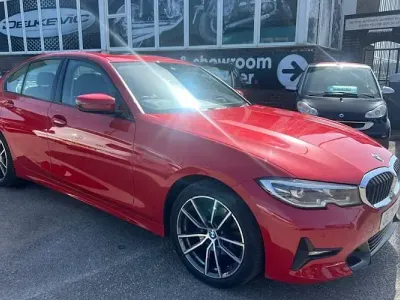 Used BMW 320 Sport Line 184 HP (135 kW) 2020 Red Sedan