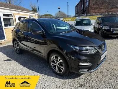 Używany Nissan Qashqai N-Connecta 140 KM (102 kW) 2018 Czarny SUV