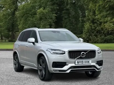 Used Volvo XC90 R-Design Pro 235 HP (172 kW) 2019 Silver SUV