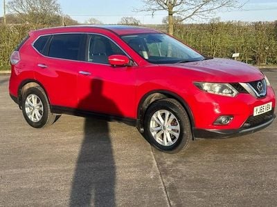 Used Nissan X-Trail Acenta 130 HP (95 kW) 2015 Red SUV