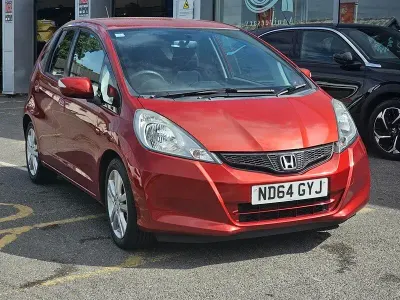 Used Honda Jazz ES 99 HP (72 kW) 2014 Red Hatchback