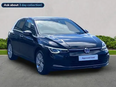 Used VW Golf VIII Style 130 HP (95 kW) 2023 Black Hatchback