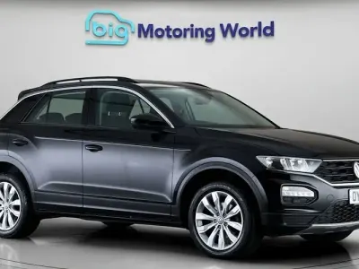 Used VW T-Roc SE 116 HP (85 kW) 2020 Black SUV