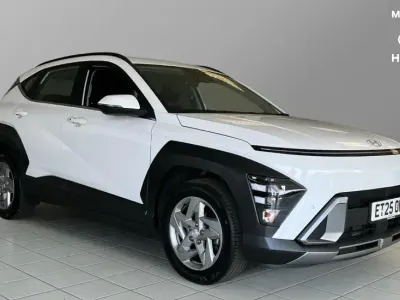 Used Hyundai Kona Advanced 138 HP (101 kW) 2025 White SUV