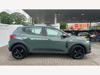 Used Dacia Sandero Extreme 2023 Green Hatchback