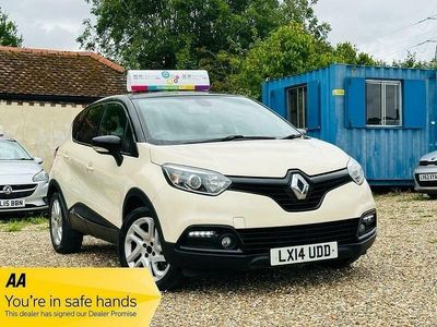 Used Renault Captur Dynamique 90 HP (66 kW) 2014 Cream/black SUV