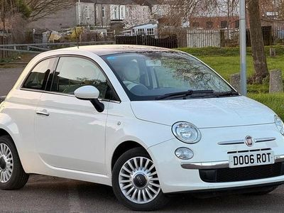 Used Fiat 500 Lounge 69 HP (50 kW) 2013 White Hatchback