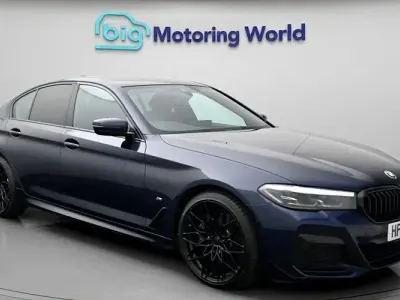 Begagnad BMW 530 M Sport 286 HK (210 kW) 2022 Blå Sedan