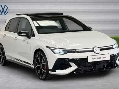 New VW Golf VIII GTI Clubsport 300 HP (220 kW) 2026 White Hatchback