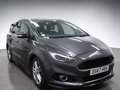 Używany Ford S-MAX Sport 210 KM (154 kW) 2017 Szary Minivan