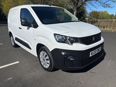 Second-hand Peugeot Partner S 131 CP (96 kW) 2020 Alb Monovolum