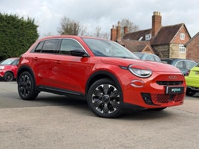 Used Fiat 600 La Prima 136 HP (100 kW) 2024 Orange Hatchback