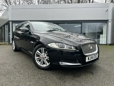 Używany Jaguar XF Luxury 2014 Czarny Kombi