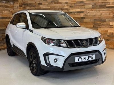 White Used 2016 Suzuki Vitara Hatchback | £7,750 (Fair price)